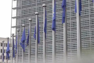 UE
