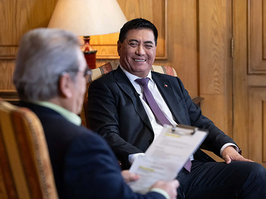 Enrique Lee
