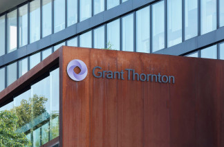 Archivo - 2M5NWAN Grant Thornton AG, logo at the Duesseldorf branch, auditing company, management consultancy, North Rhine-Westphalia, Germany