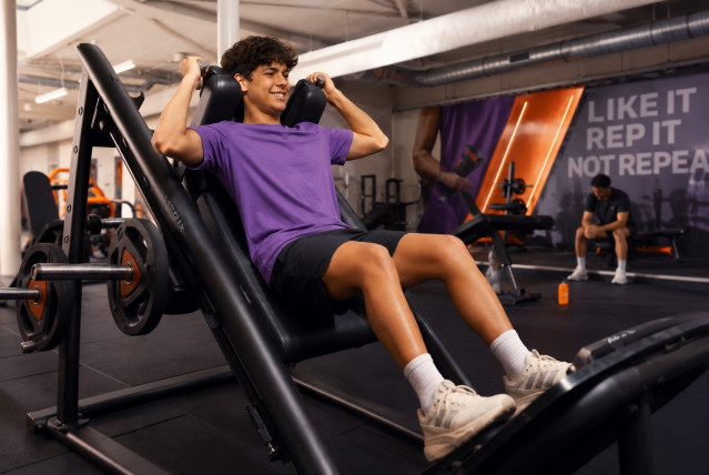 Basic-Fit abre sus gimnasios a los jóvenes este verano con un pase gratuito de dos semanas