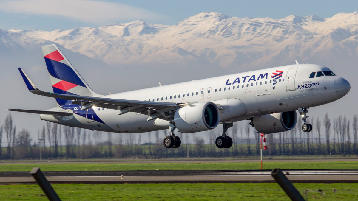 LATAM AIRBUS A320NEO