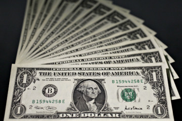 DOLAR32