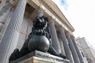 Archivo - Fachada del Congreso de los Diputados, a 5 de febrero de 2026, en Madrid (España).