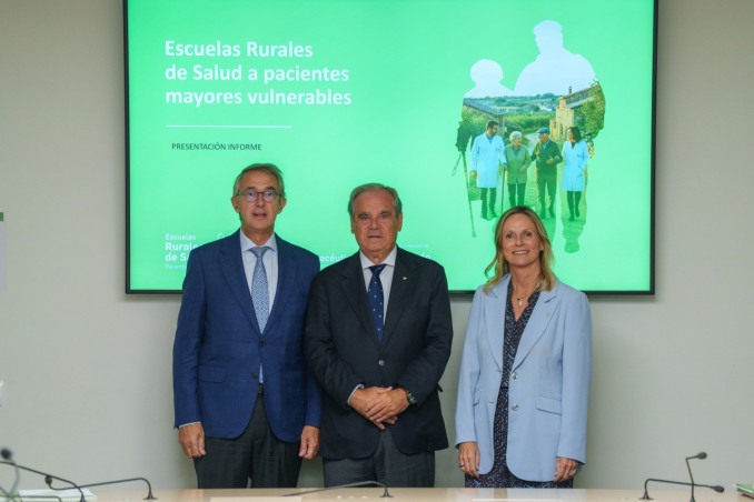 CGCOF forma a 3.318 mayores y cuidadores de los que dos tercios no tenían conocimientos en autocuidado y uso de fármacos