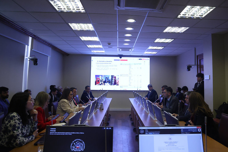 Comision de Vivienda recibe exposicion de presupuesto habitacional subsidios y demanda de viviendas