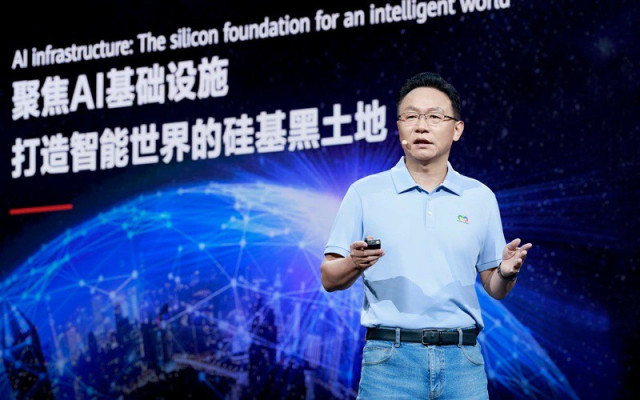 El vicepresidente del Consejo de Adminisrtación y presidente rotatorio de Huawei, David Wang, en Huawei Connect.