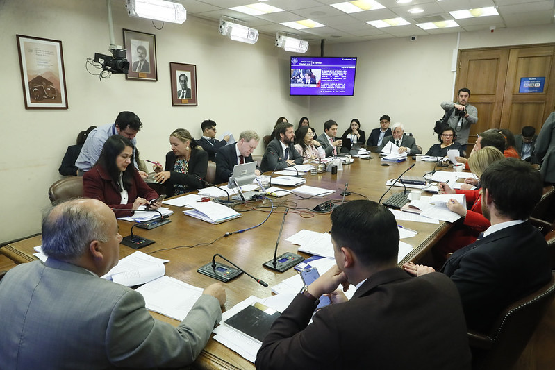 Comision de Familia vota proyecto que fortalece el ejercicio de la responsabilidad parental