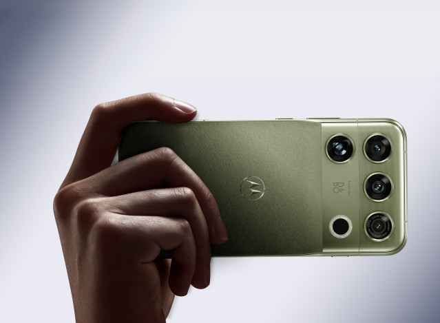 Motorola signature 27