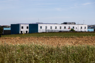Archivo - Exterior del Centro Penitenciario de Navalcarnero - Madrid IV, a 22 de mayo de 2026, en Navalcarnero, Madrid (España). El Centro Penitenciario Madrid IV, conocido como la cárcel de Navalca