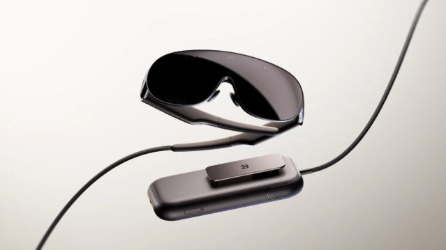 Meta VR Glasses.