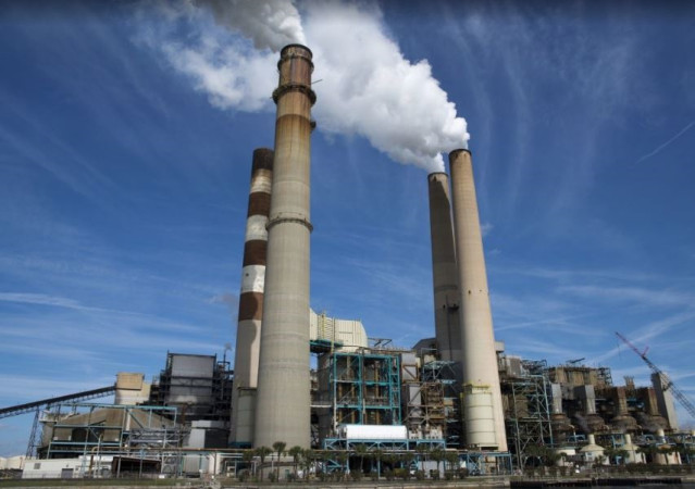 Archivo - Contaminación industrial