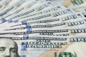 Dolar42