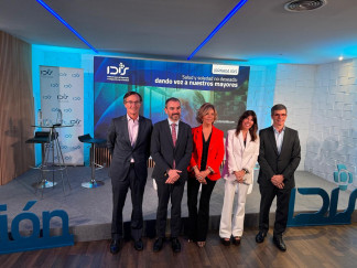 La soledad afecta a casi el 60% de los mayores de 65 años que viven en sus casas, según un estudio de Fundación IDIS
