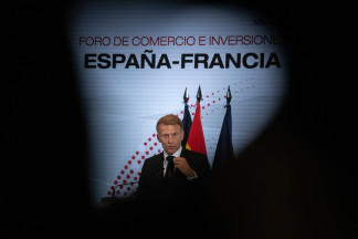 El presidente de la República Francesa, Emmanuel Macron, durante el Foro de Comercio e Inversión España-Francia, en el Ministerio de Economía, Comercio y Empresa, a 30 de septiembre de 2026, en MA