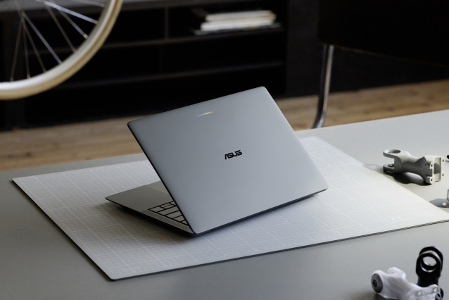 El nuevo ordenador ASUS GoogleBook 14.