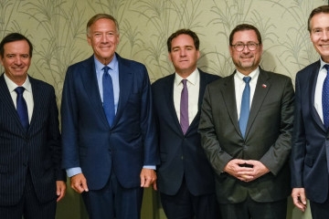 Mike Pompeo 8 1