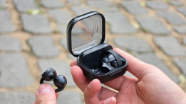 Recurso de los auriculares tipo clip Galaxy Buds On