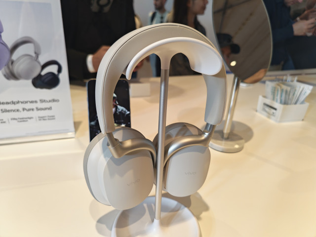 Auriculares de diadema vivo Headphones Studio