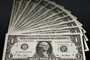 DOLAR32