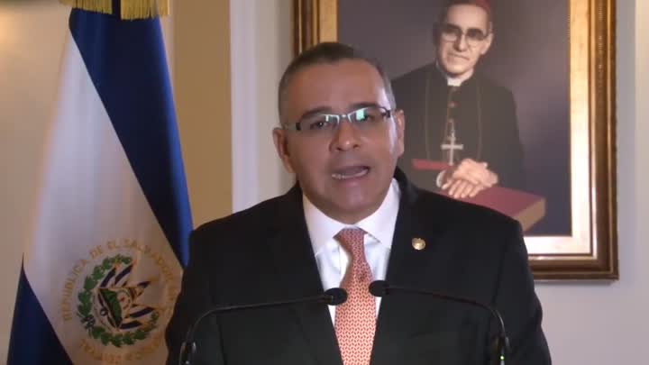 Condenan al expresidente salvadoreño Mauricio Funes a 14 años de prisión por una tregua con las pandillas