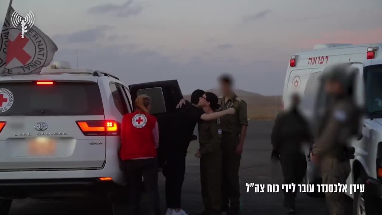 Hamás libera al rehén israelí-estadounidense Edan Alexander tras 19 meses de secuestro