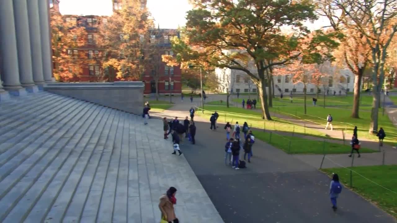 Harvard demanda a la Administración Trump por prohibir la matriculación de alumnos extranjeros