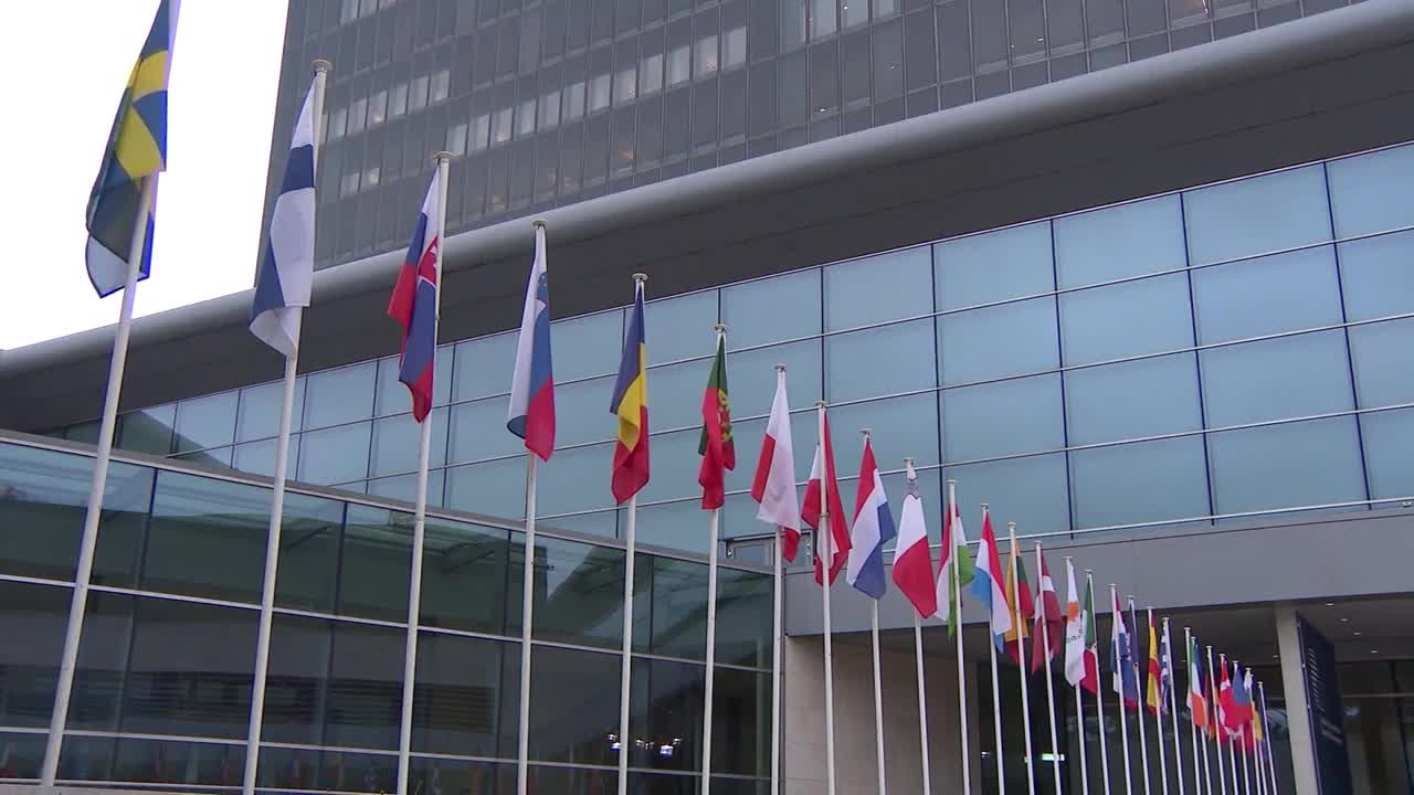 Israel se compromete con la UE a medidas para aumentar la entrega de ayuda humanitaria en Gaza