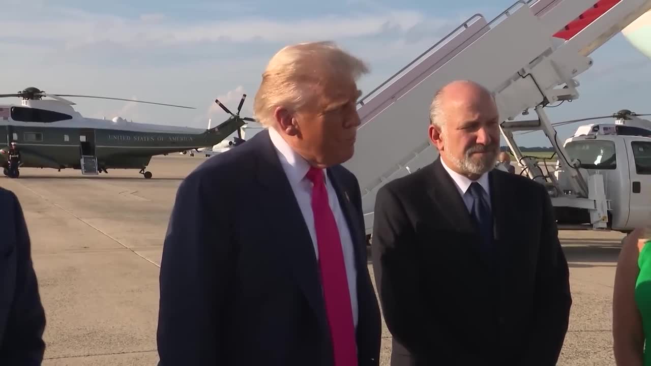Trump asegura que los submarinos nucleares están 