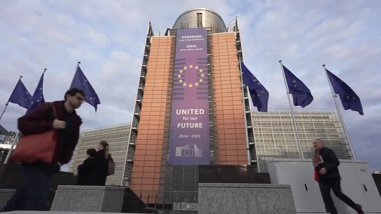 Bruselas investiga a Google por discriminar contenidos de medios en los resultados de búsqueda