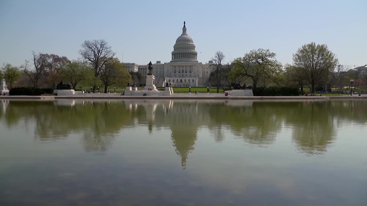 Trump no fija calendario para la transición en Venezuela y prevé un periodo 