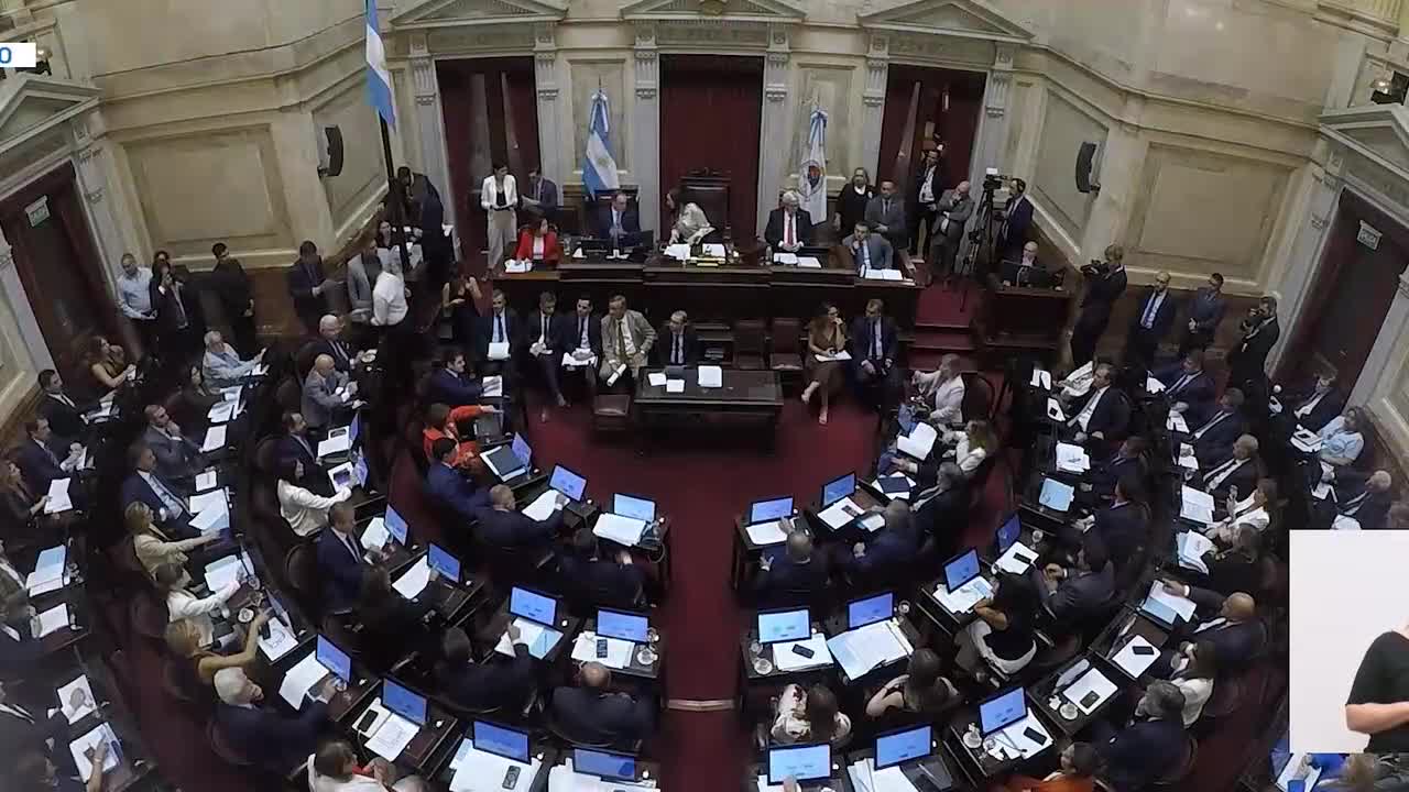 El Senado de Argentina aprueba la reforma laboral, la medida estrella de Milei