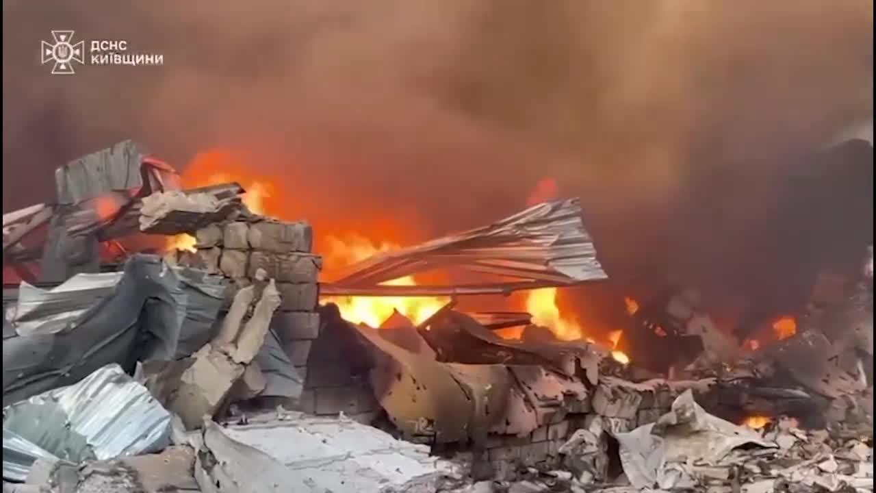 Ucrania denuncia cuatro muertos y 15 heridos en Kiev tras otra noche de bombardeos rusos