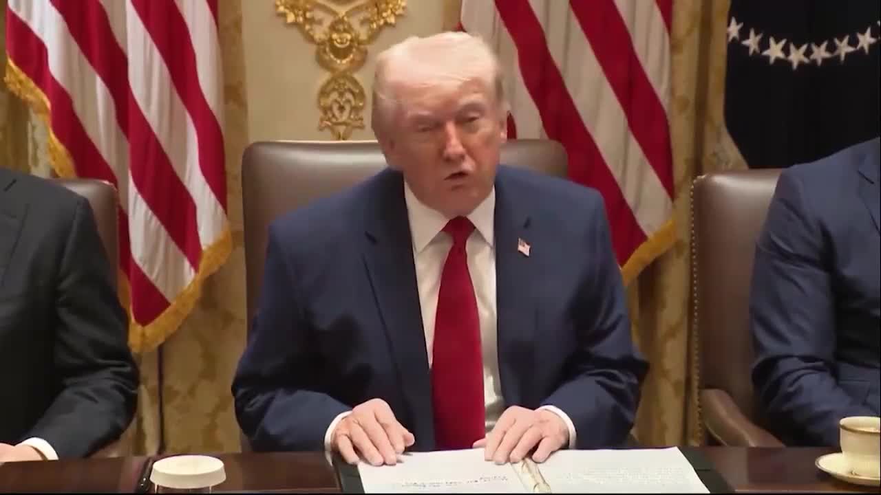 Macron y Starmer responden a Trump tras anunciar su intención de dejar la OTAN