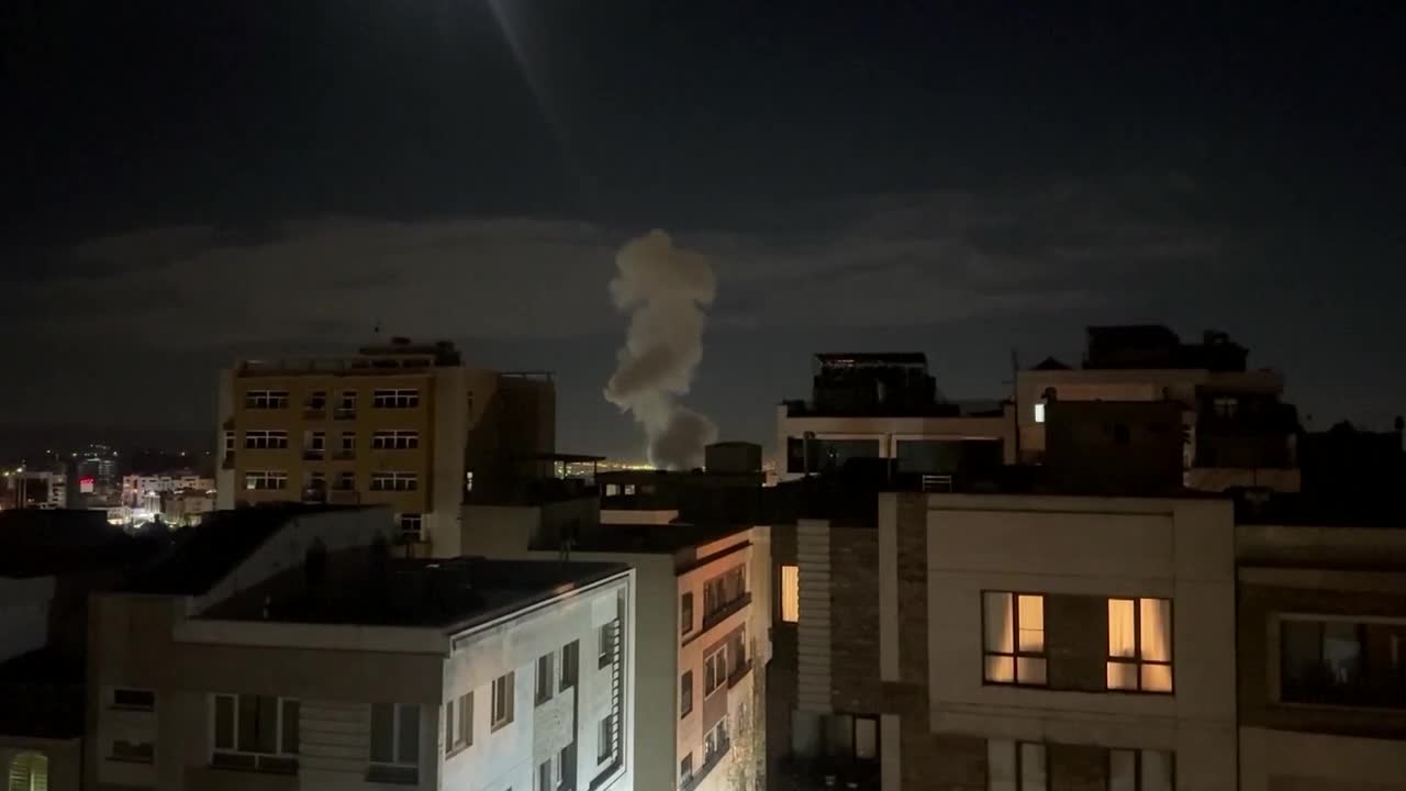 Trump pausa la guerra con la negociación en el aire y Ormuz y la cuestión nuclear sin resolver