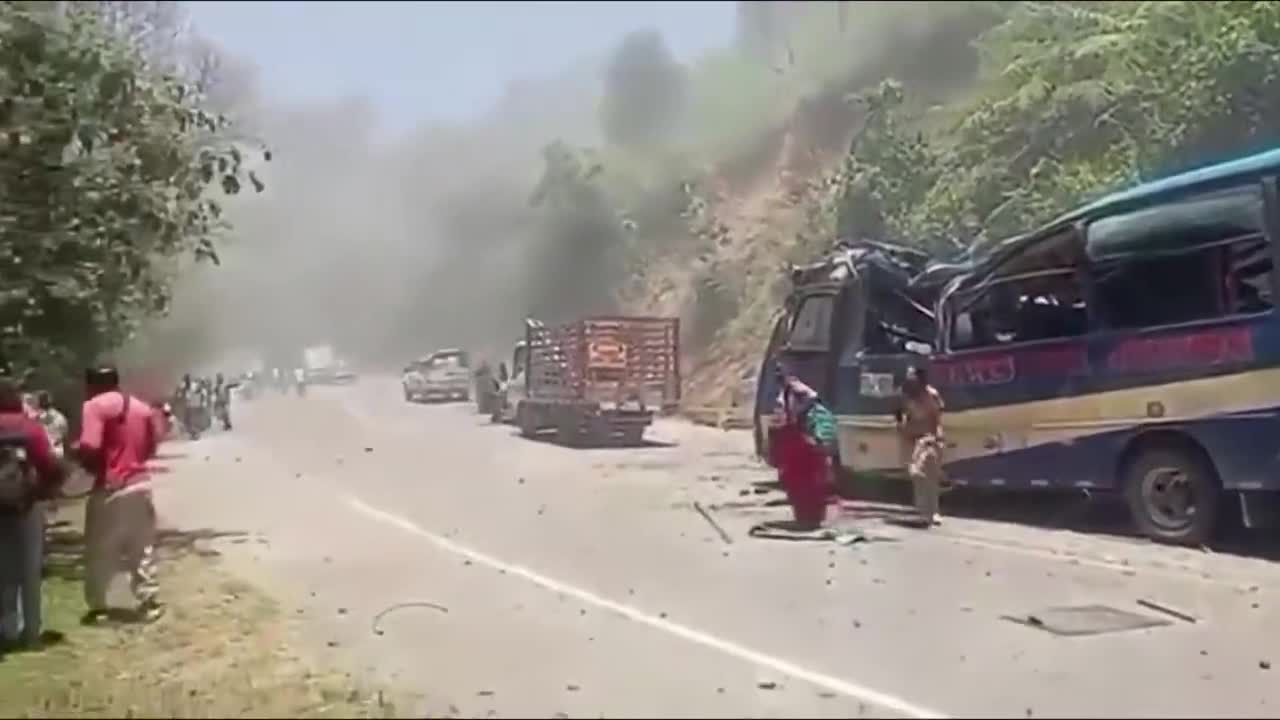 Al menos catorce muertos y cerca de 40 heridos en un atentado con bomba en Colombia