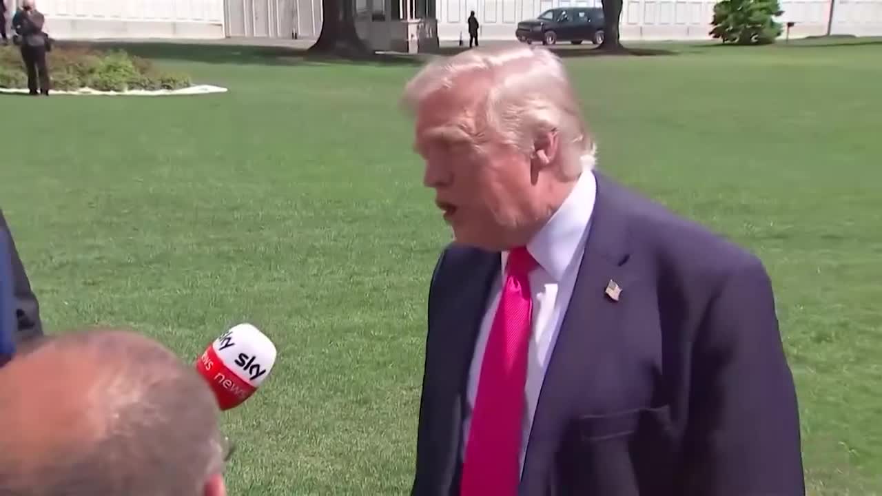 Trump acusa a la UE de incumplir el acuerdo comercial y sube al 25% los aranceles