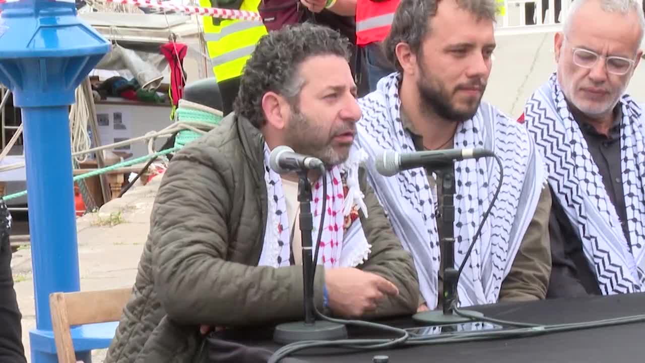 Un tribunal israelí extiende hasta el martes la detención de los activistas de la Flotilla