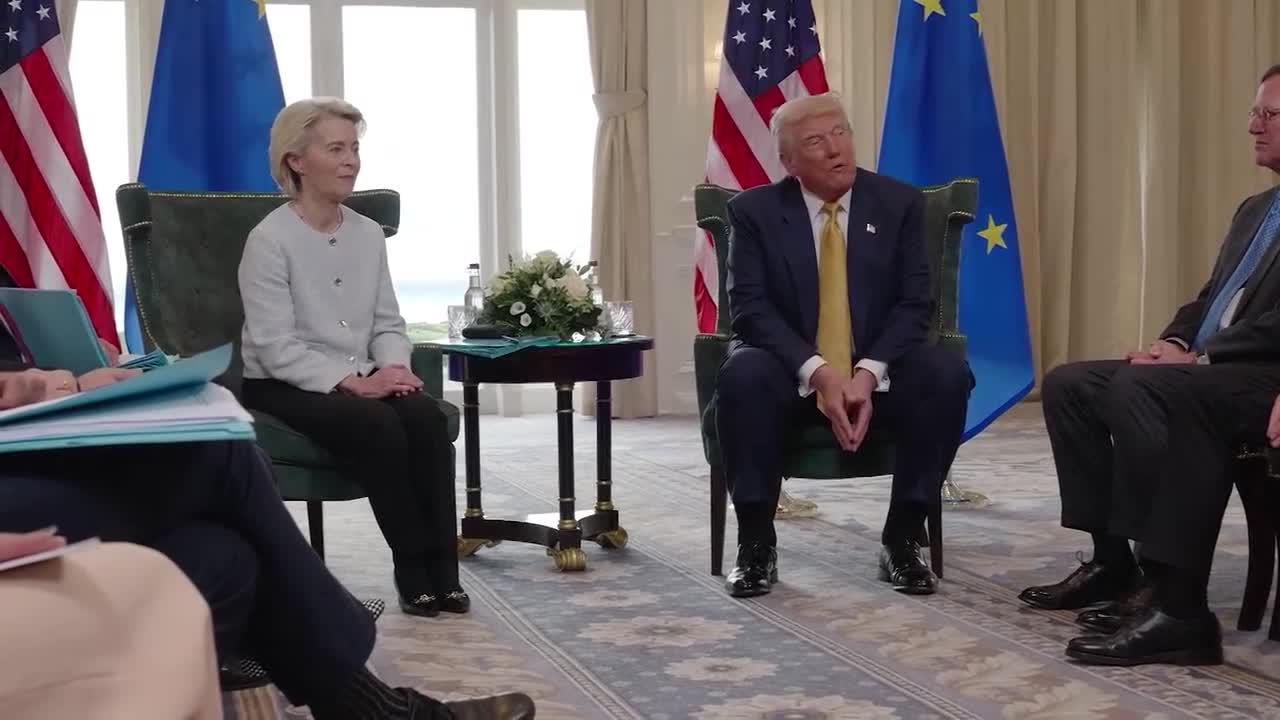 Trump da de plazo hasta el 4 julio a la UE para que cumpla con el acuerdo comercial