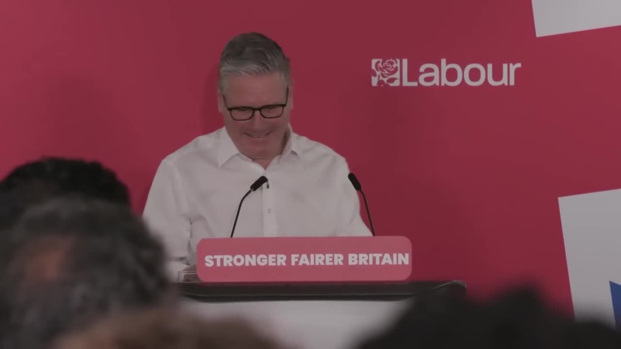 Más de 70 diputados laboristas piden la dimisión de Starmer