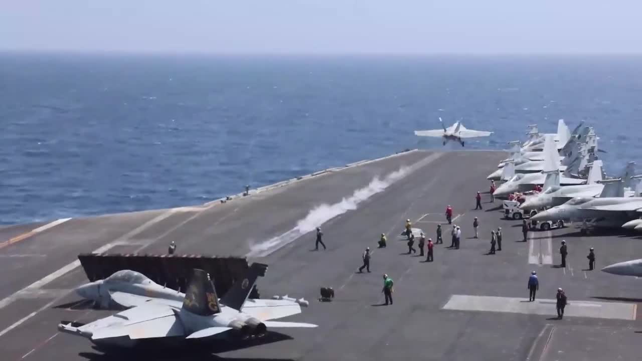 EEUU ataca radares en la costa de Irán tras destruir varios drones y misiles