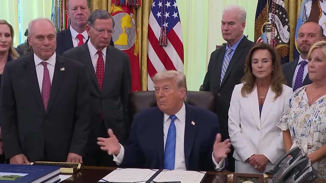 Trump suspende los ataques contra Irán tras aprobar los 