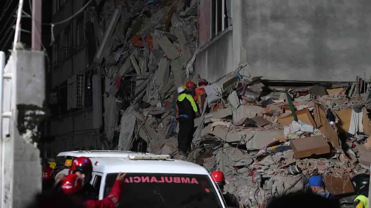 Exteriores eleva a 35 los españoles fallecidos por el doble terremoto en Venezuela