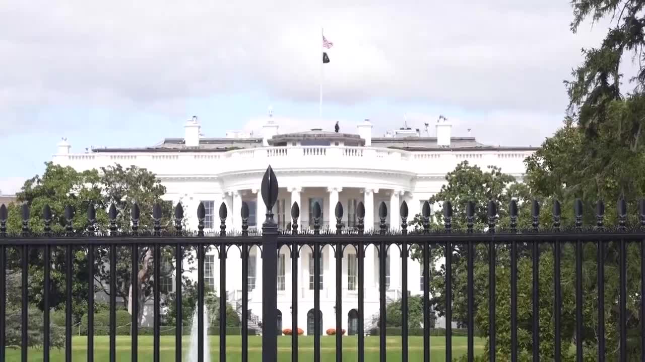 Trump accede a reanudar las conversaciones con Irán pero avisa de que el alto el fuego terminó