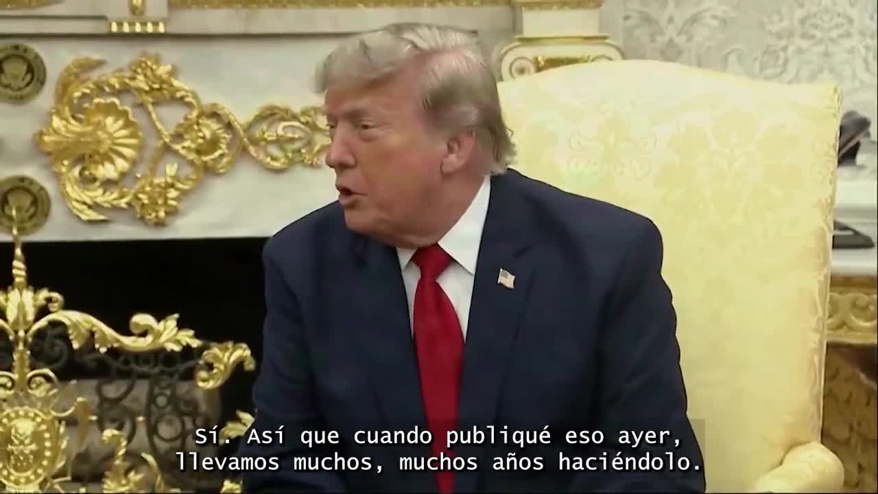 Trump aparca la tasa del 20% por cruzar Ormuz a cambio de inversiones de países del Golfo