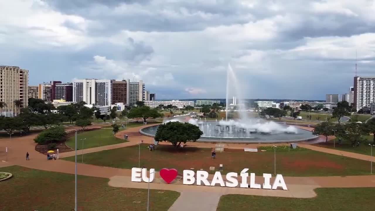 Brasil llama a consultas a su embajador en Argentina por los insultos de Milei a Lula da Silva
