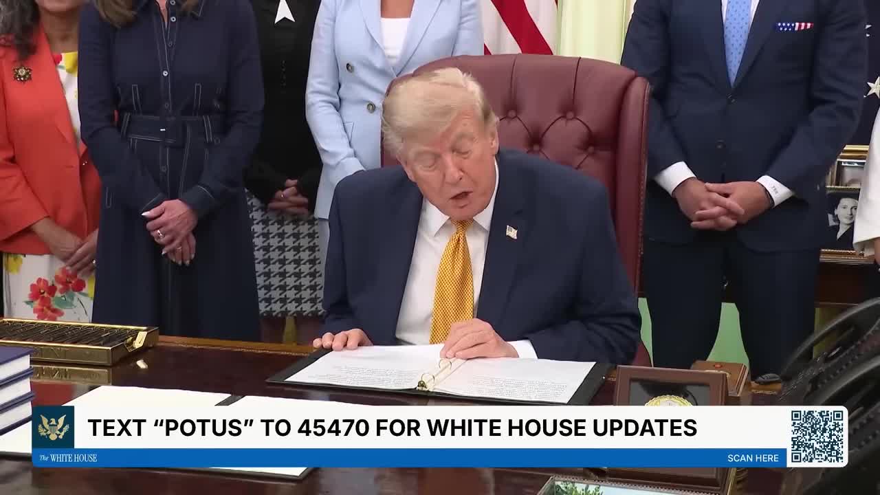 Trump advierte que el estrecho de Ormuz abrirá 