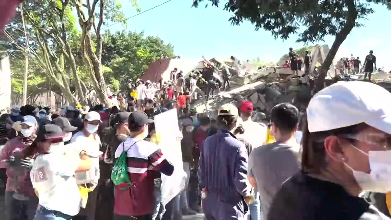 Más de cien muertos por el seísmo de magnitud 7,4 registrado en el noroeste de Colombia