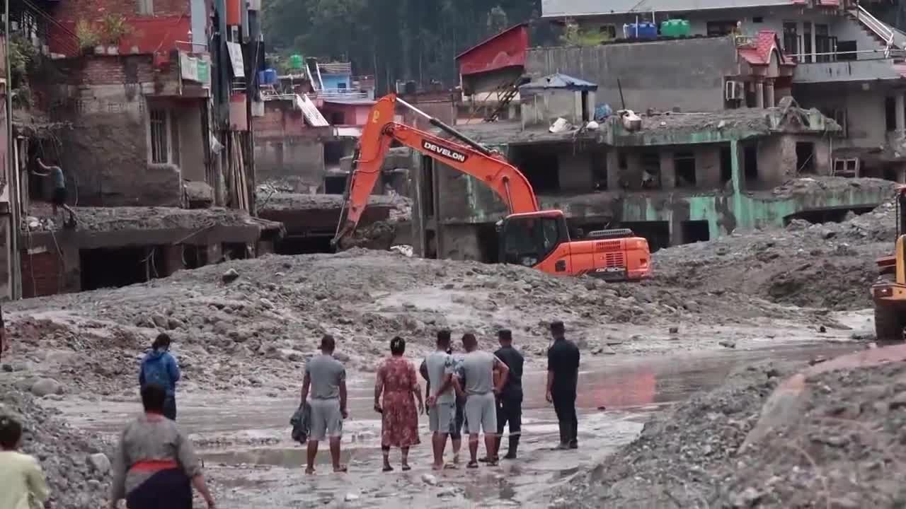 Nepal supera los 1.340 muertos por la riada, con casi 5.000 desaparecidos