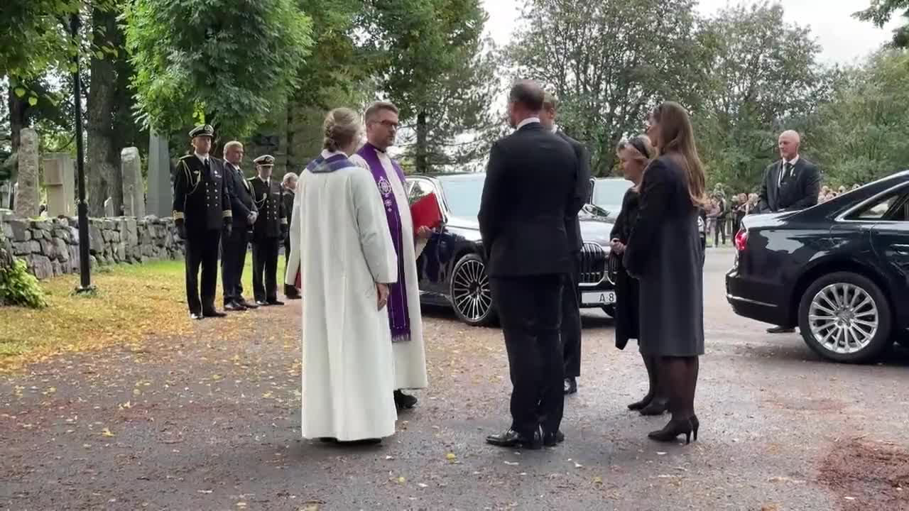 La reina Margarita de Dinamarca, hospitalizada en Copenhague por una 
