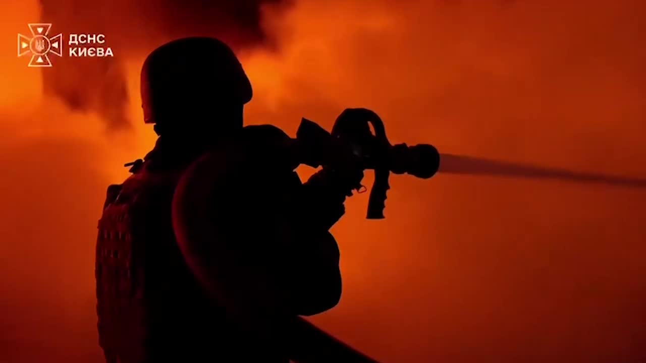 Rusia reanuda sus ataques sobre Kiev tras la tregua de tres días y deja al menos dos muertos